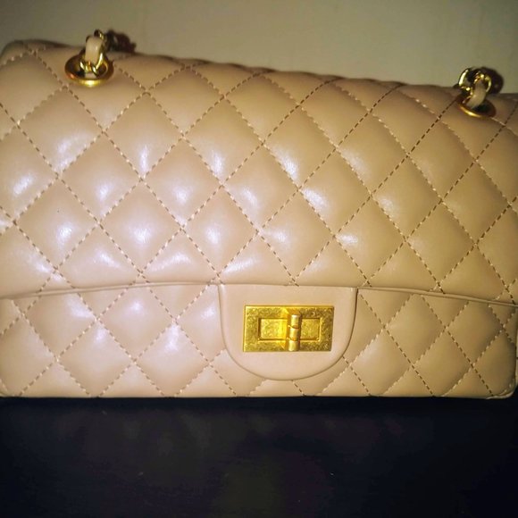 CHANTEL Crossbody - Picture 1 of 4